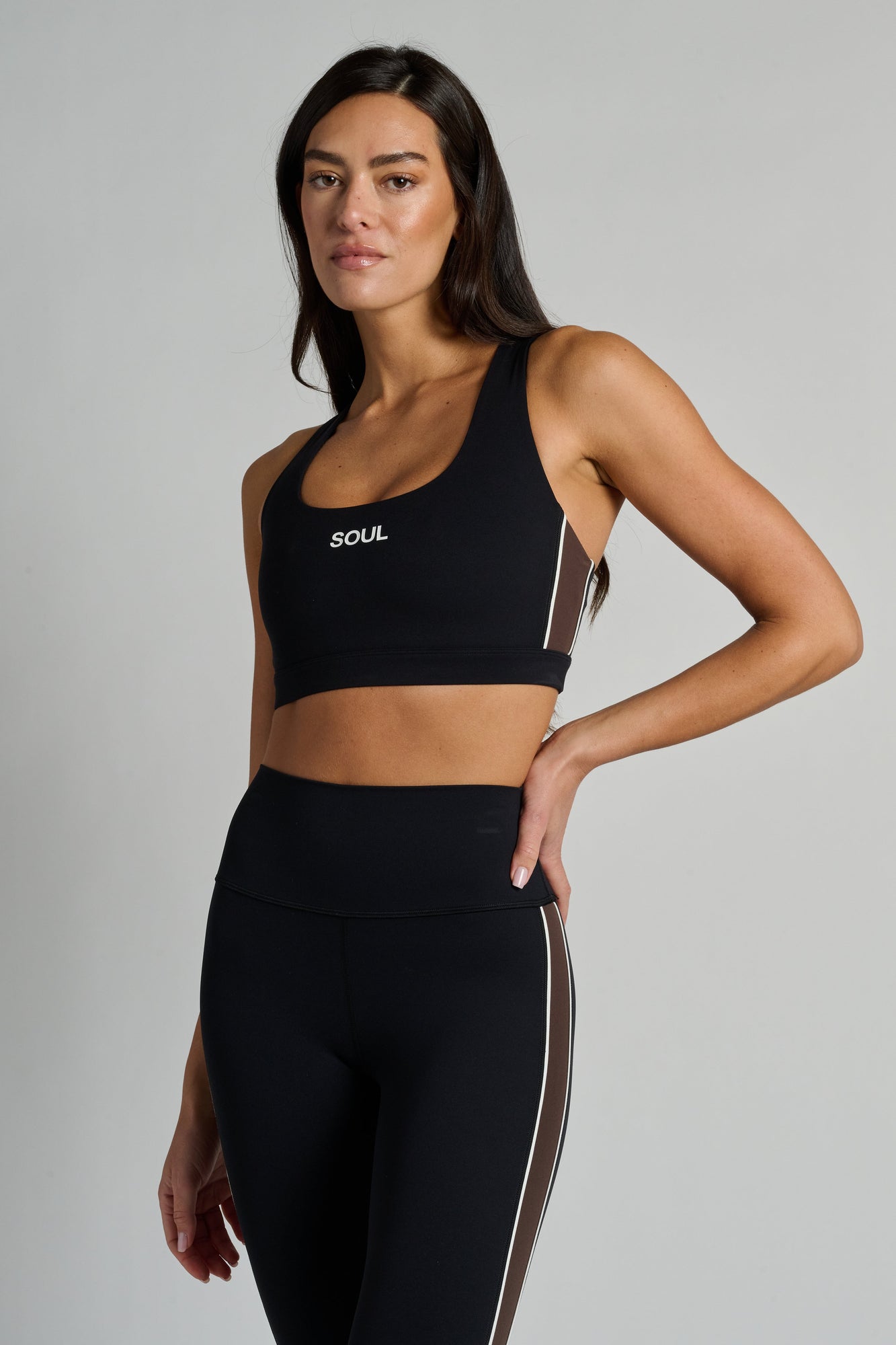 Splits59 | Lexi Rigor Bra | Black/Dark Chocolate