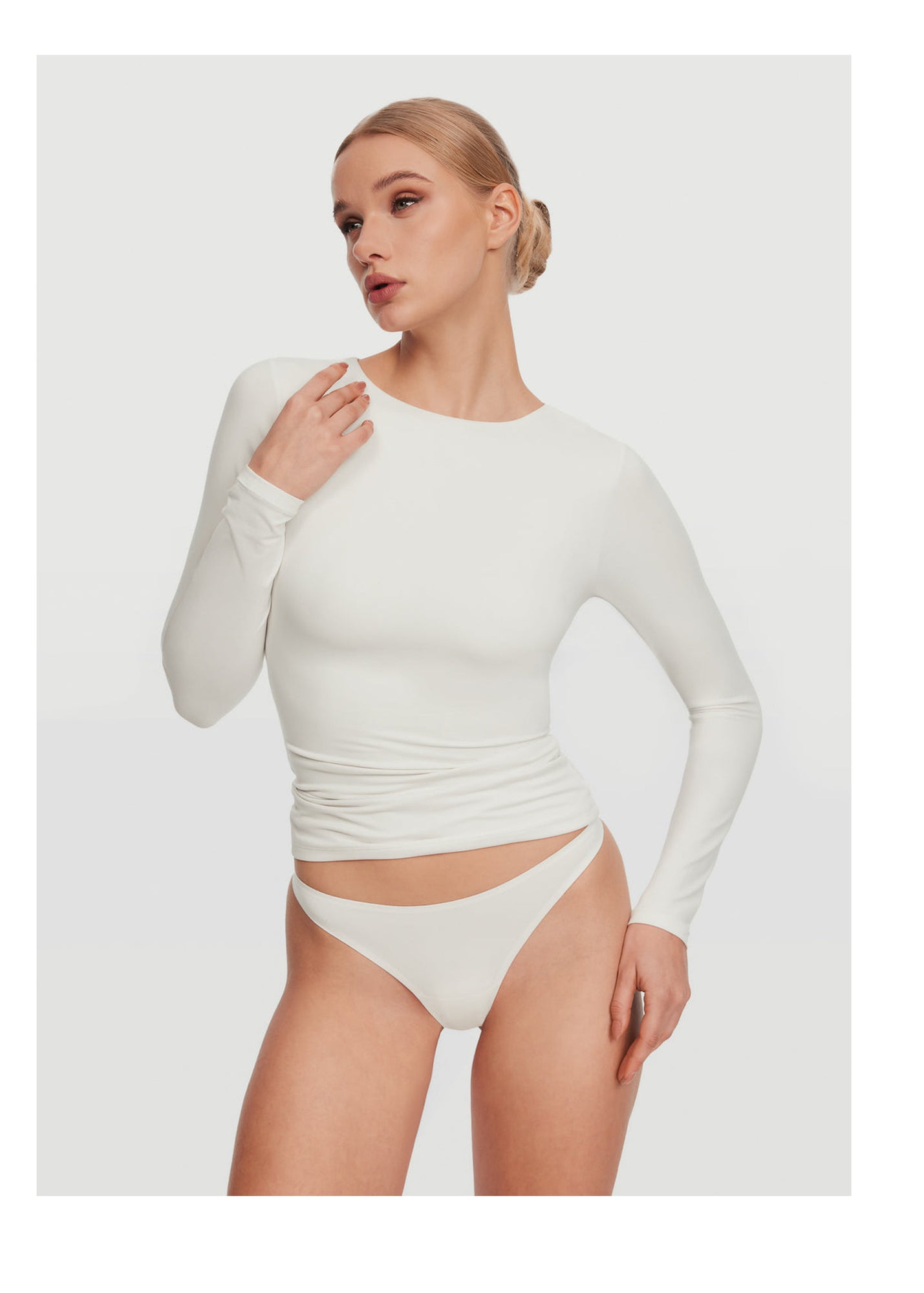 Seamless Cheeky Panty | White