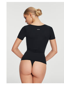 Seamless Thong Panty | Black