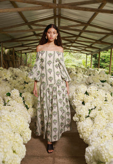 Secreto-Senlis-Moriche-Maxi-Dress-19888-2.jpg