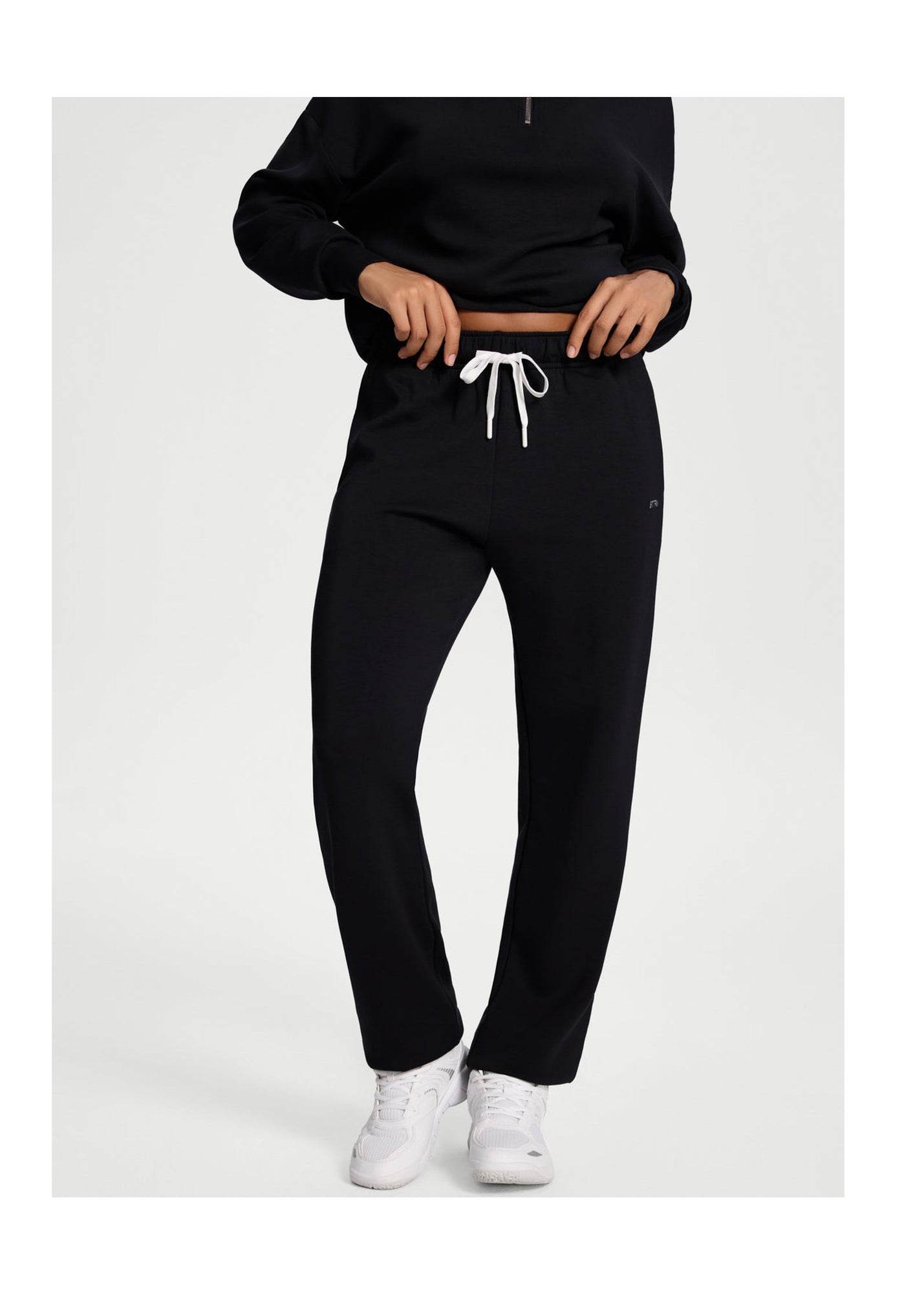 Soft Straight-Leg Sweatpants | Black