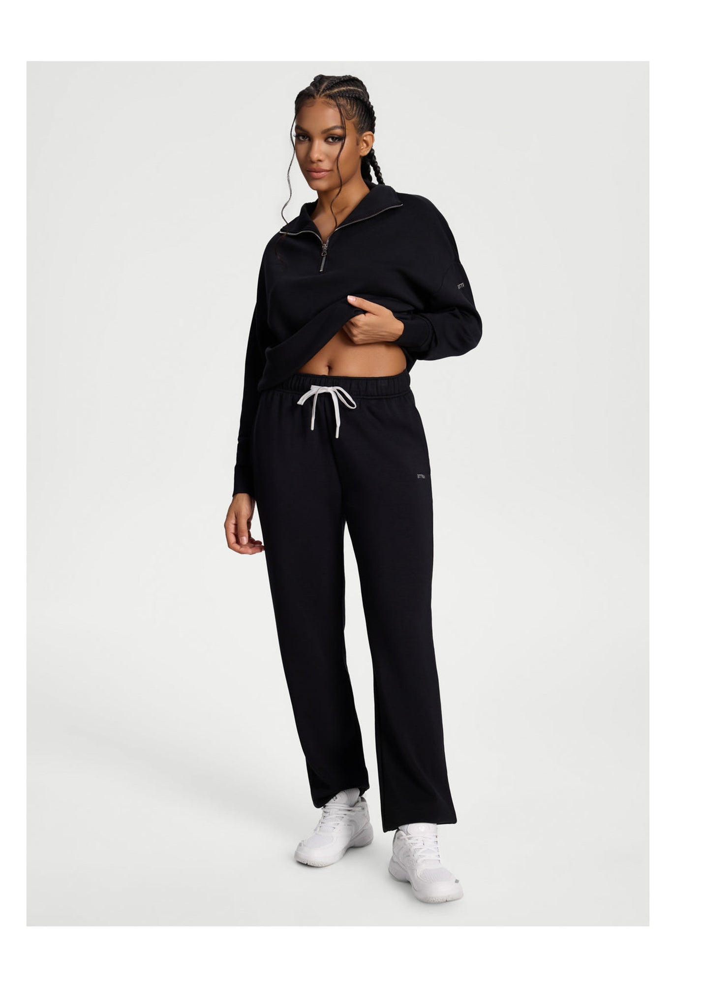 Soft Straight-Leg Sweatpants | Black