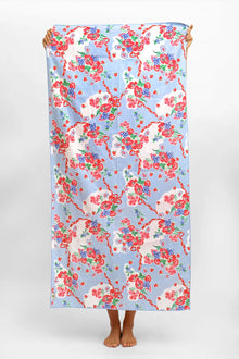 Women | Reversible Packable Beach Towel | Summer Berries