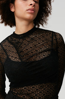 Lace Ruched Seam Top | Black