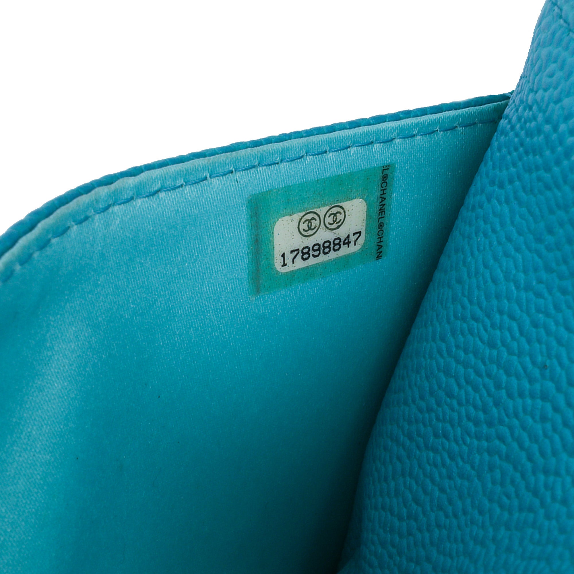 Chanel | Pre-Owned Caviar Bicolor CC Wallet On Chain | Blue/Aqua