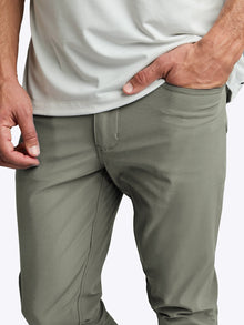 Mens | AO 5-Pocket Pant | Slim-Fit Versaknit | Tea Leaf