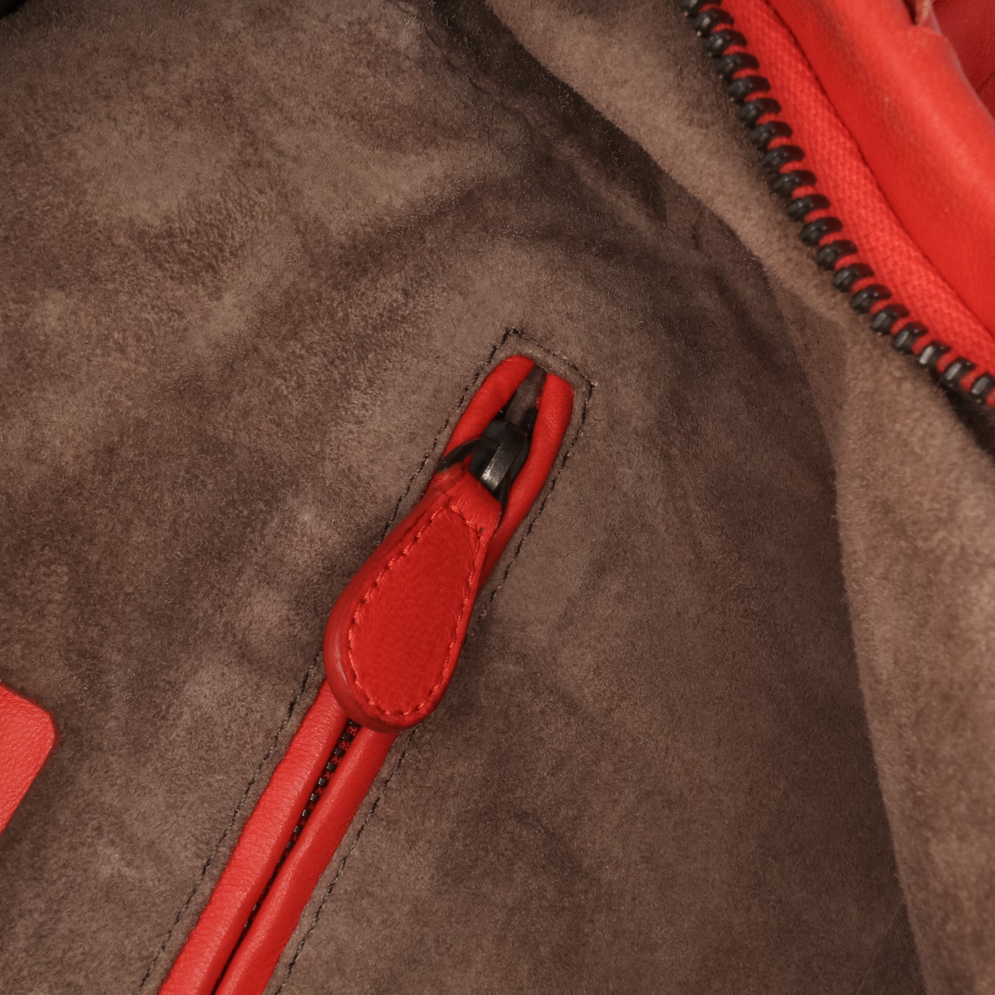 Bottega Veneta | Pre-Owned Nappa Intrecciato Cube Shoulder Bag | Red