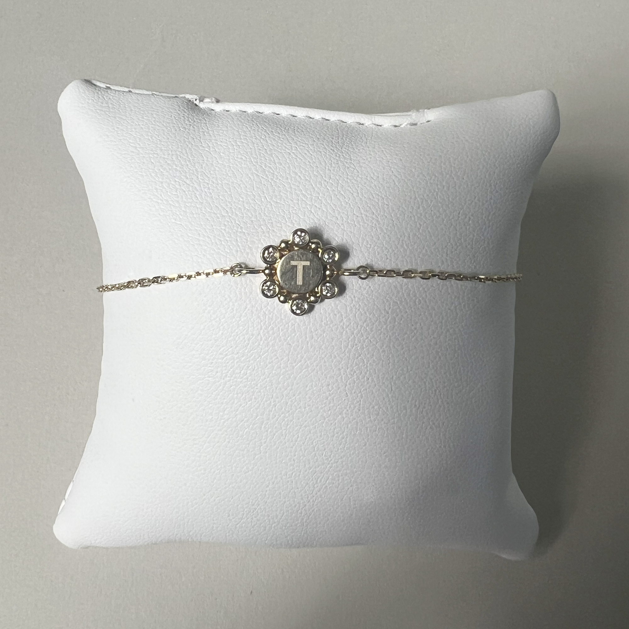 Sun Bracelet | 10K Yellow Gold | 0.13 CTW (Approx) White Diamond