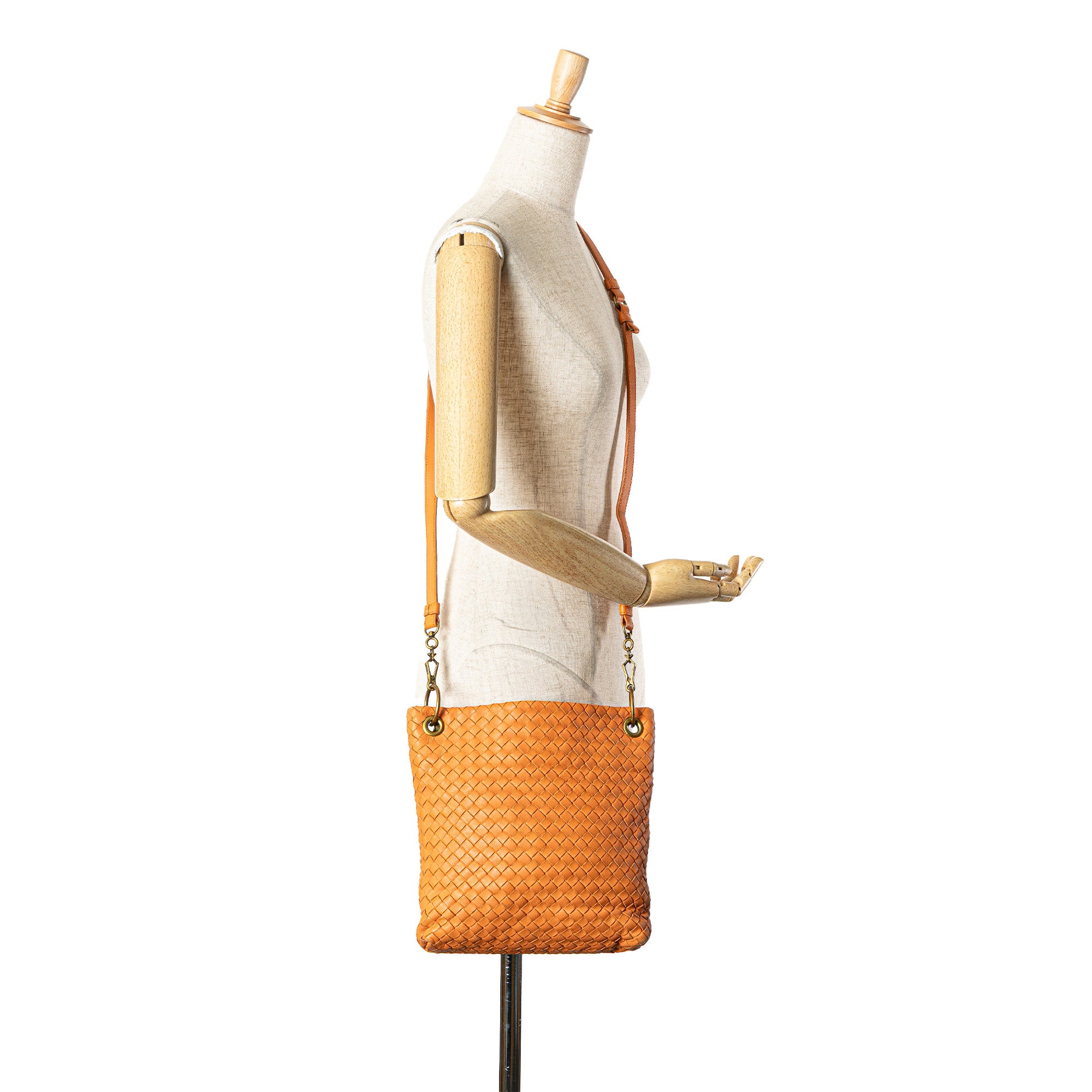 Bottega Veneta | Pre-Owned Leather Intrecciato Crossbody | Orange
