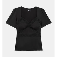 Top With Lace Details | Women | Black