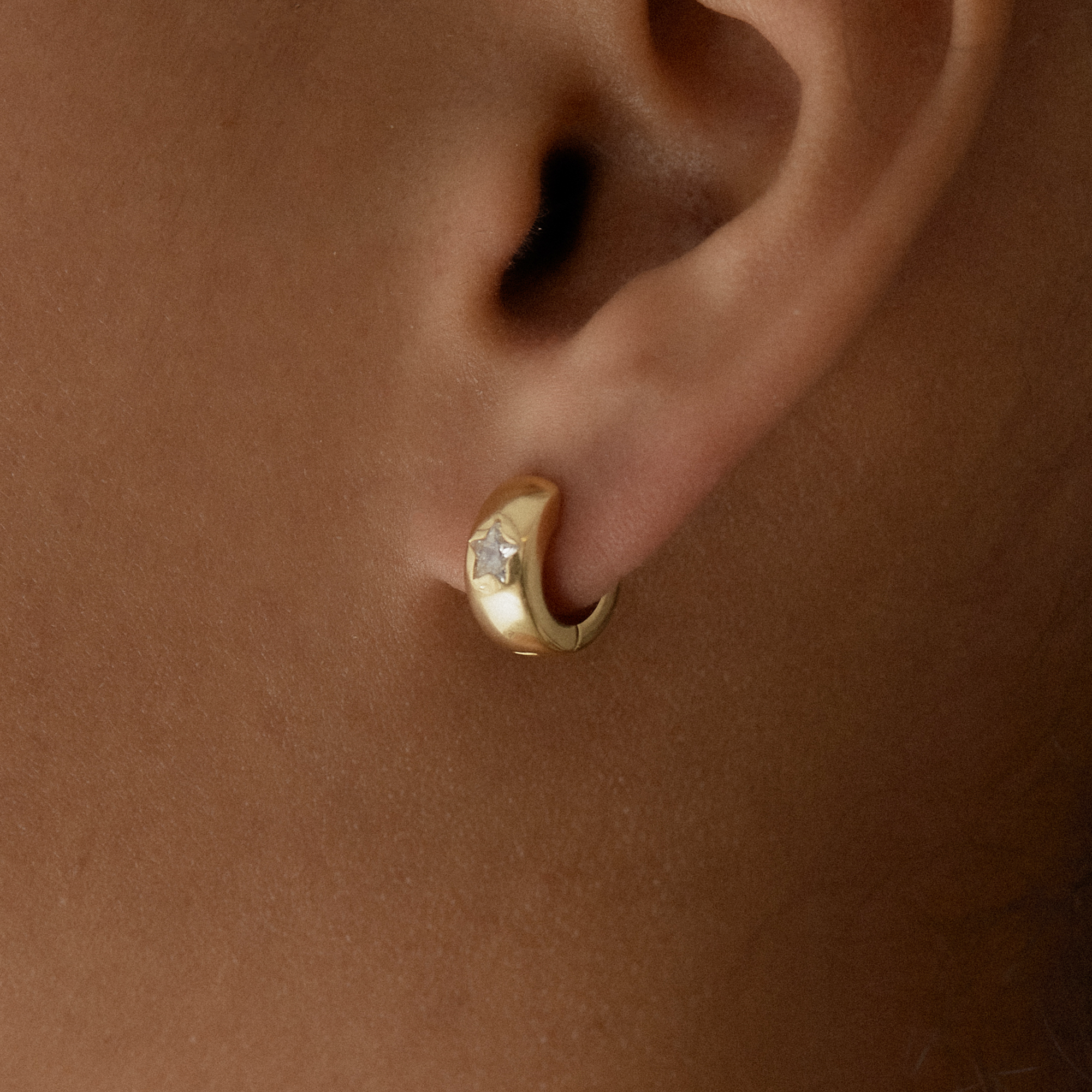 The Star Dome Huggie | 18K Yellow Gold-Plated