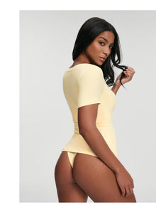 V-Neck T-shirt | Lemon Meringue