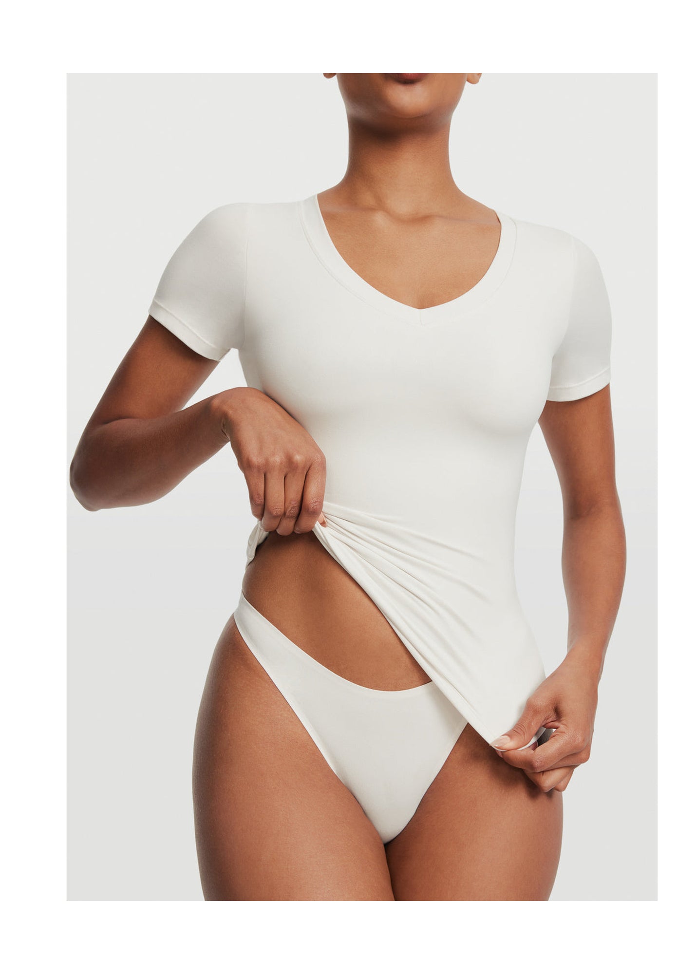 V-Neck T-shirt | White