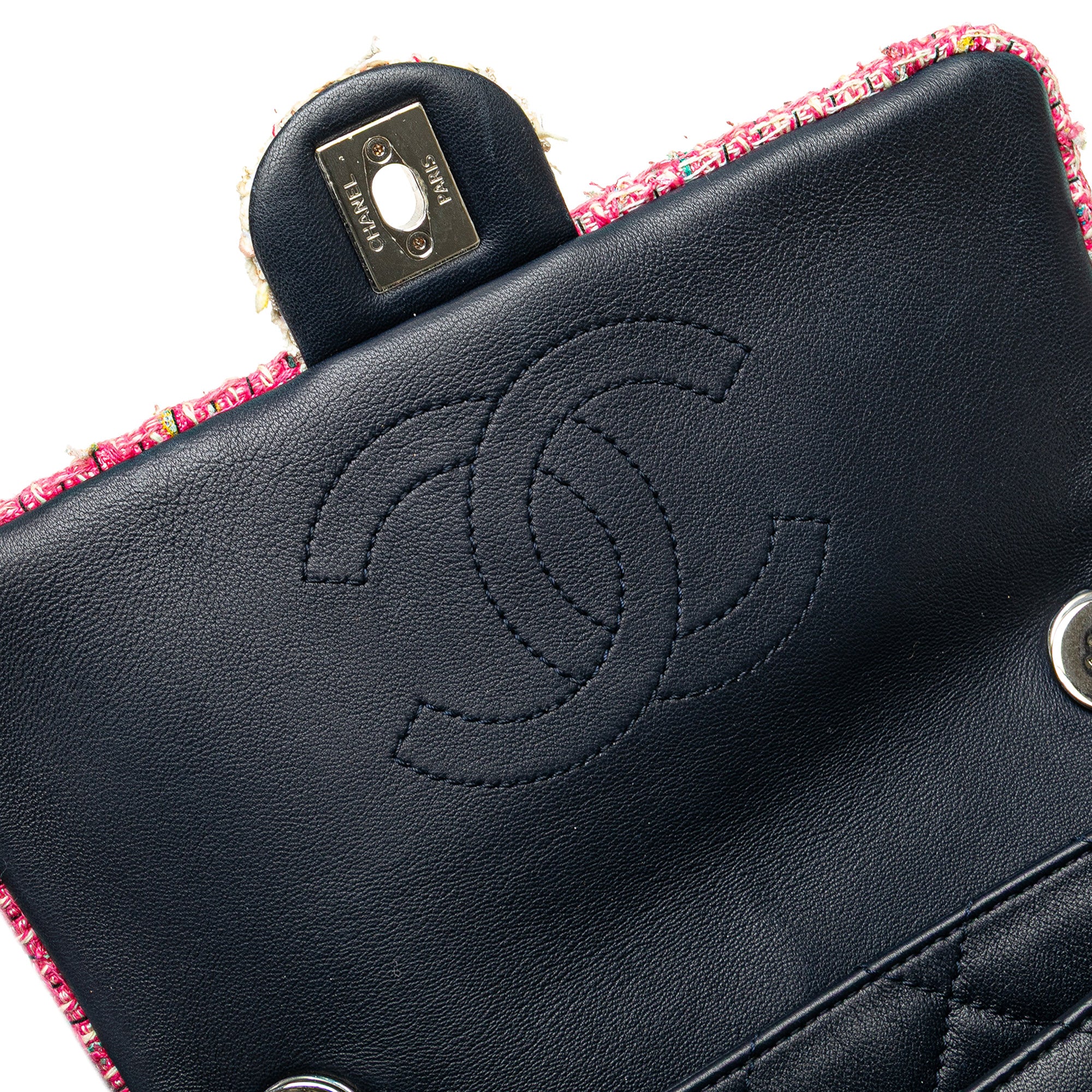 Chanel | Pre-Owned Quilted Lambskin and Tweed Elegant Trim Flap | Blue/Navy