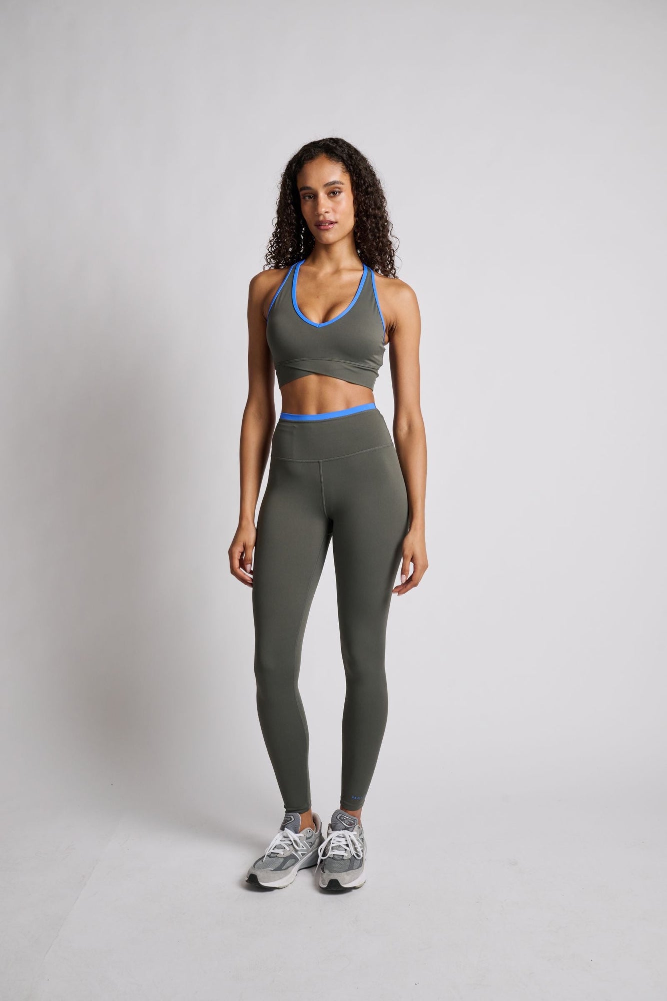 P.E Nation | Vita F/L Legging | Dark Grey