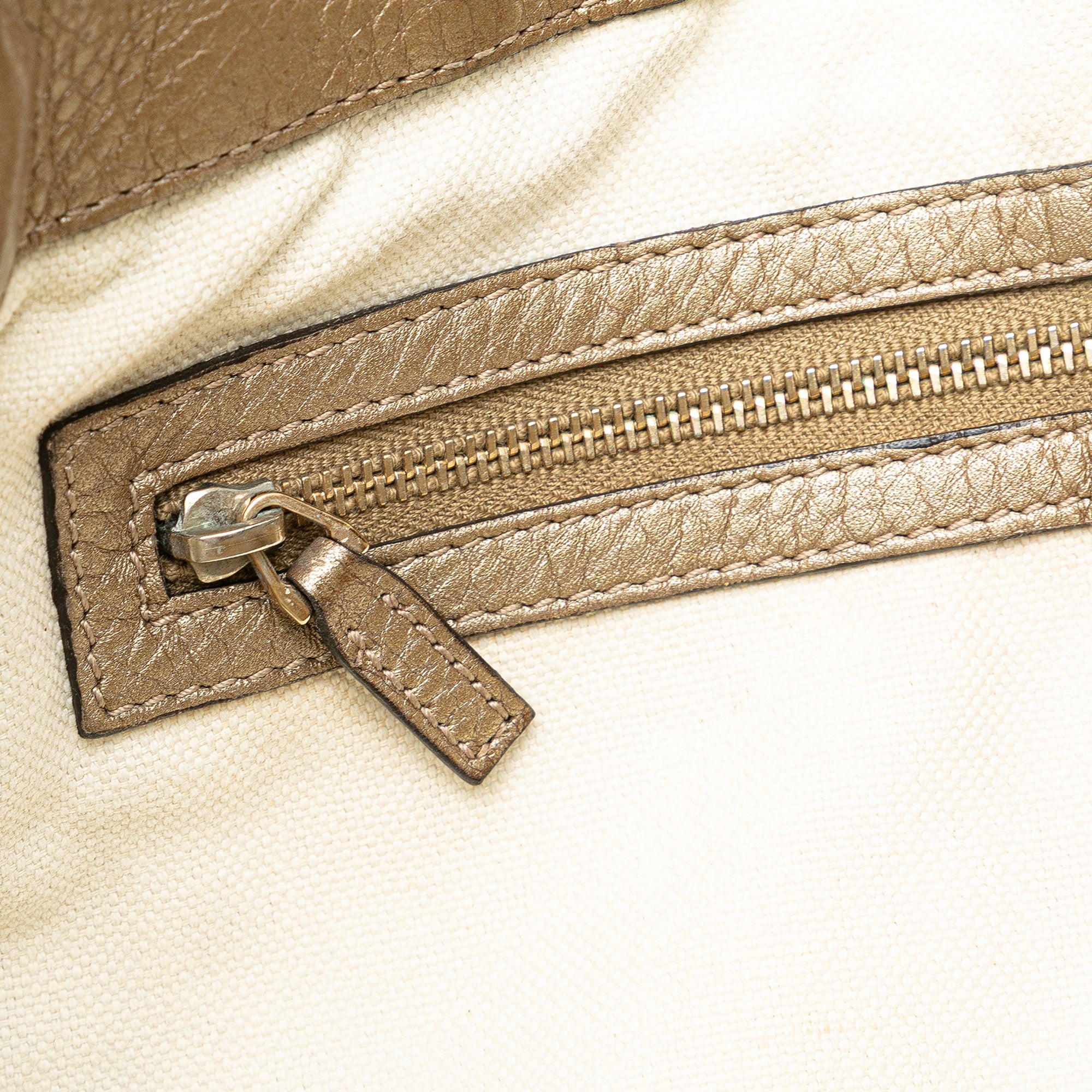 Gucci | Pre-Owned Large Leather Bella Tote | Gold