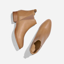 Womens | Eva Everyday Chelsea Boot | Almond