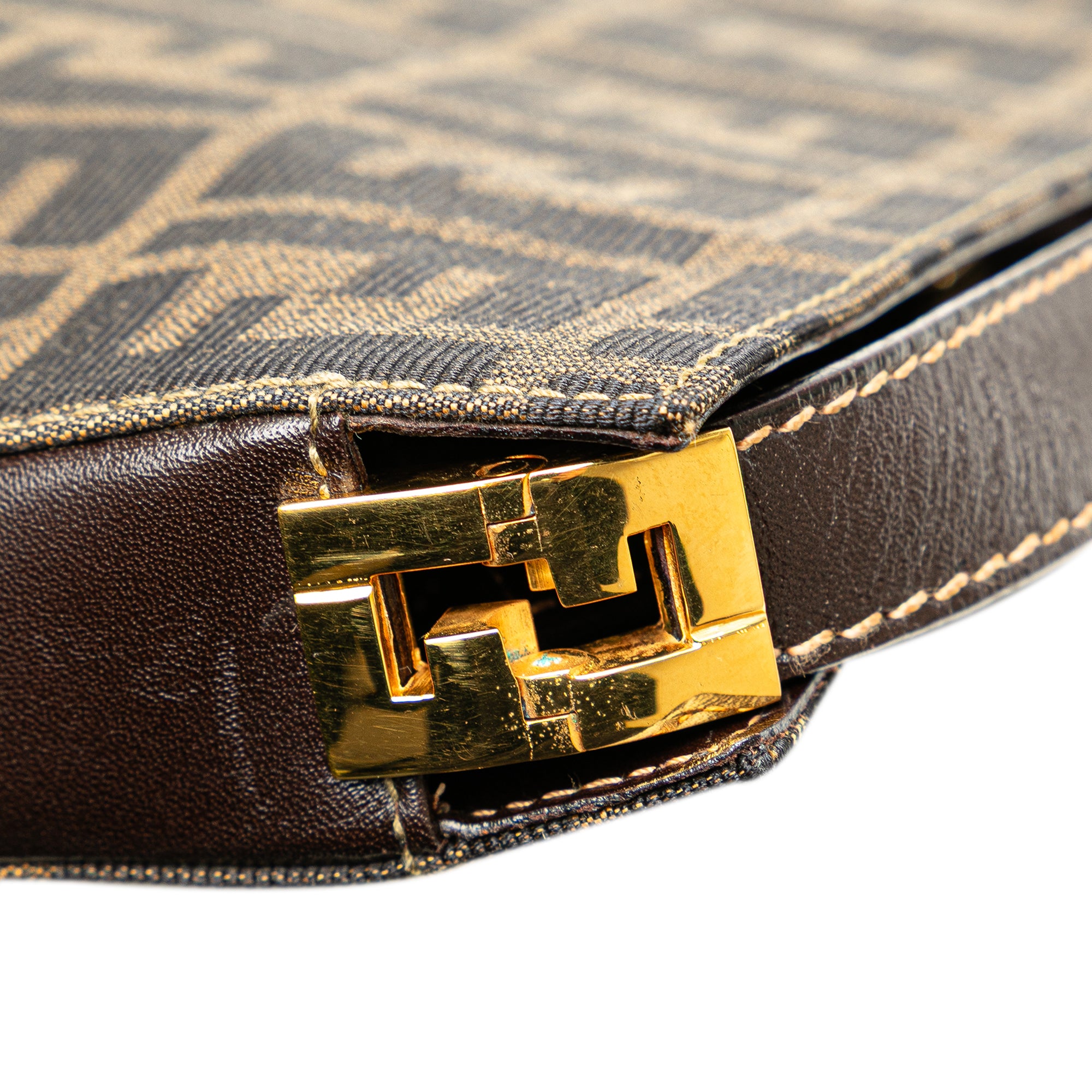 Fendi | Pre-Owned Zucca Canvas Shoulder Bag - I | Brown