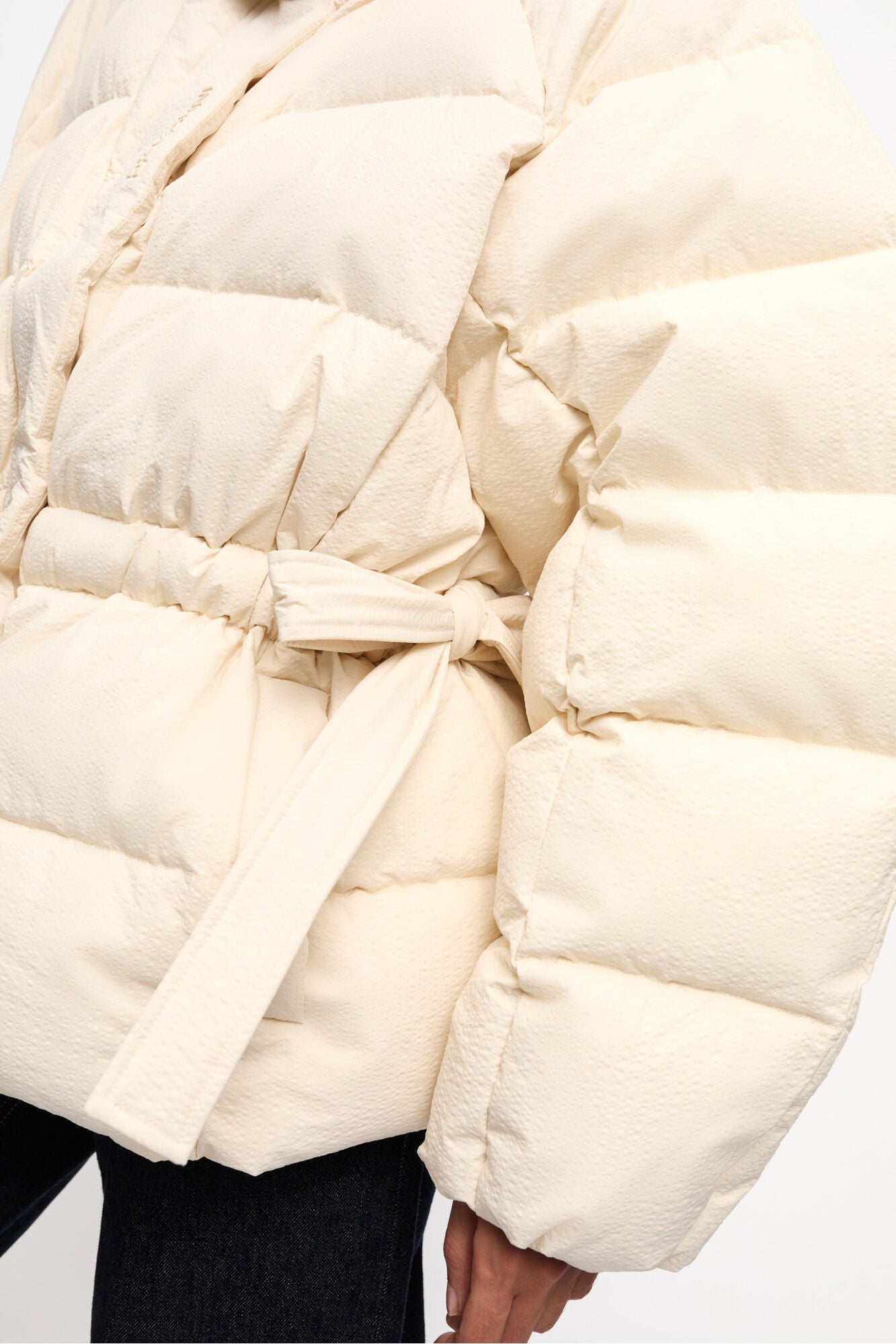 White Tech Oversized Puffer Jacket | Tofu