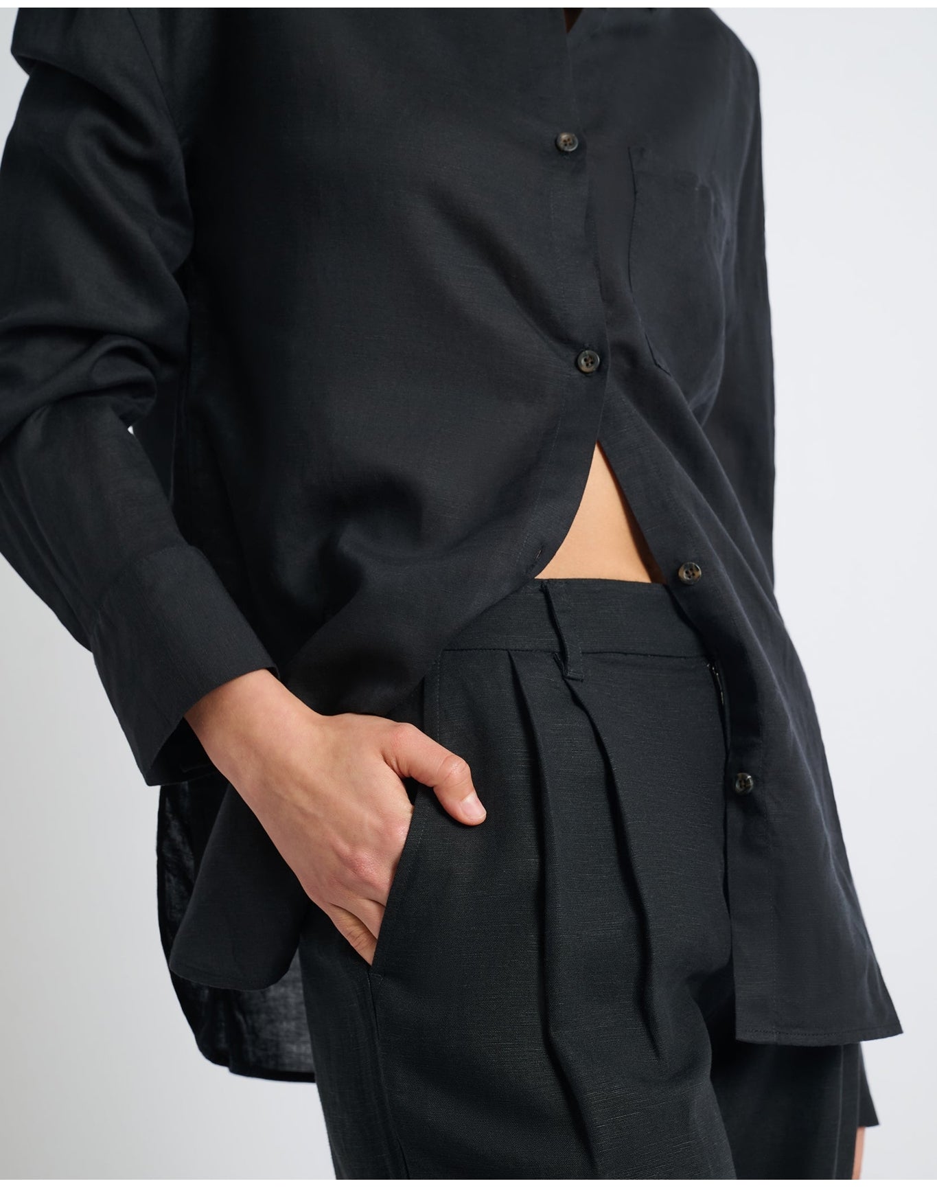 Women | Air Linen Boyfriend Shirt | Black