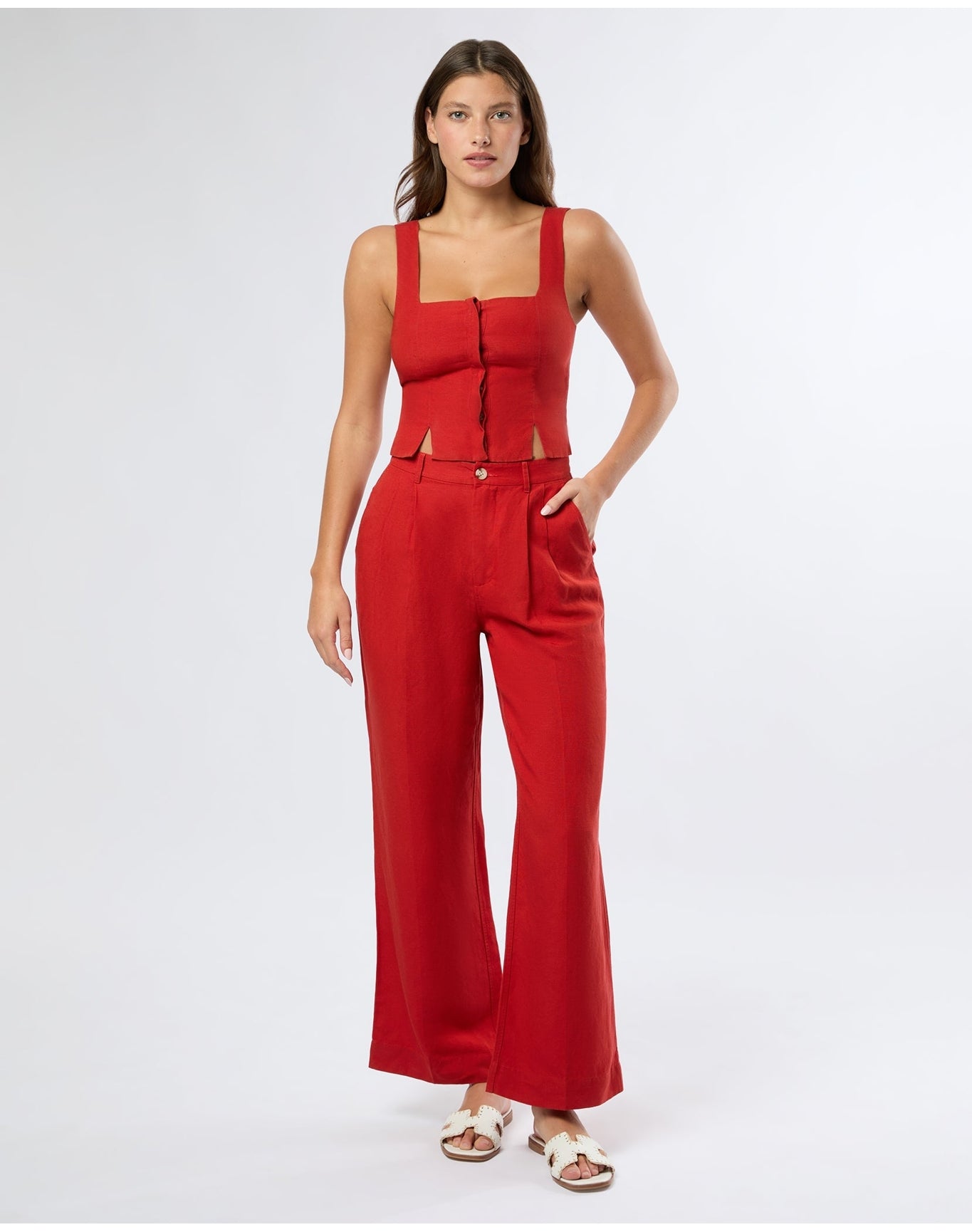 Women | Air Linen Pleated Trouser | Dark Red