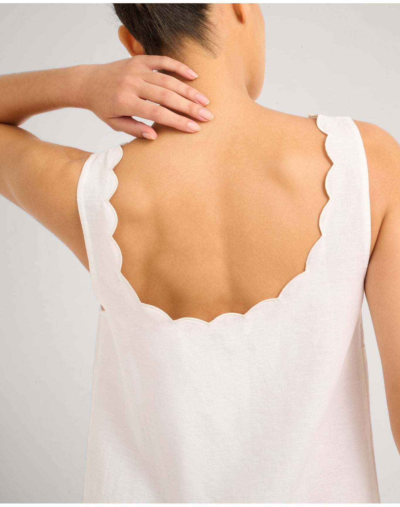 Women | Air Linen Scallop Shift Dress | White