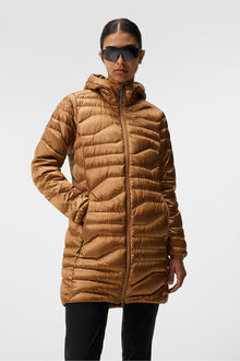 Women | Cliff Light Down Parka | Chipmunk