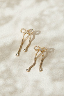 Women | Dainty Pearl Bow Earrings | Gold