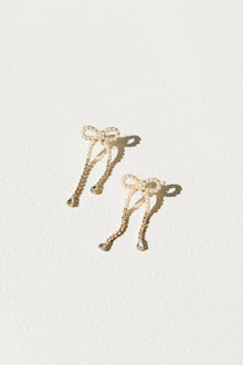 Women | Dainty Pearl Bow Earrings | Gold