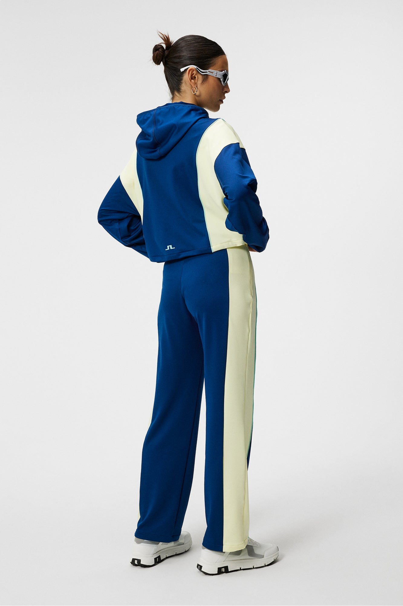 Women | Diana Hood | Estate Blue