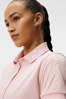 Women | Tour Tech Polo | Powder Pink