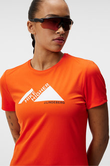 Women | Valeria Graphic T-Shirt | Tangerine Tango