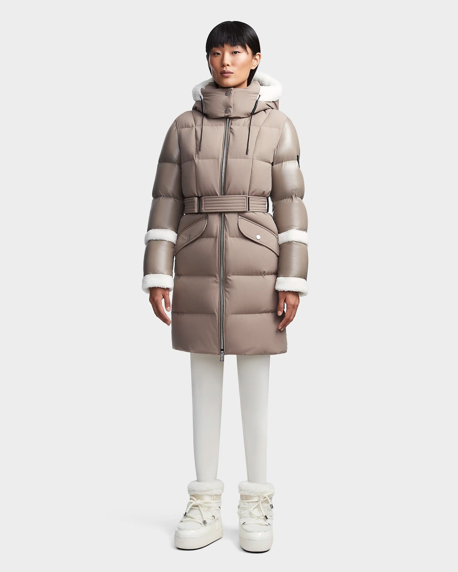 Women | AUDREY L Down Puffer | Cement