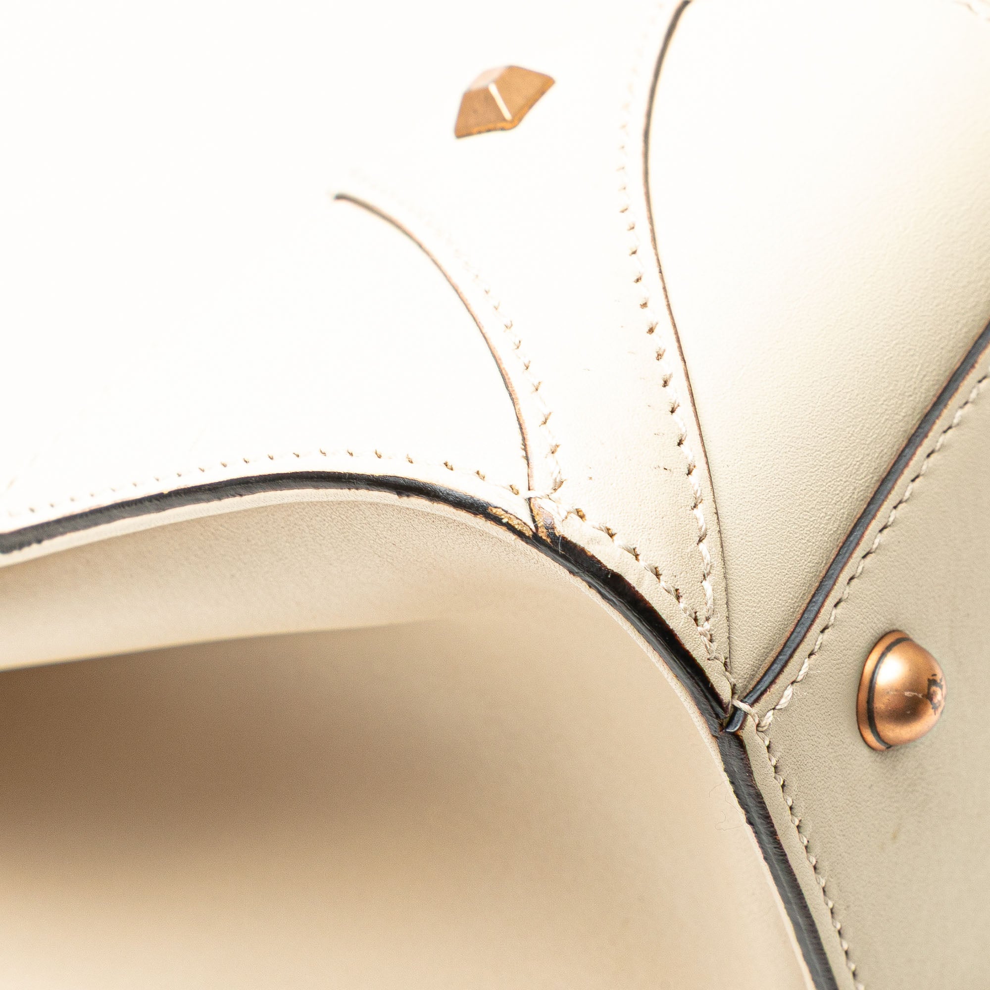 Gucci | Pre-Owned Calfskin and GG Canvas Nailhead Tote | White/Ivory