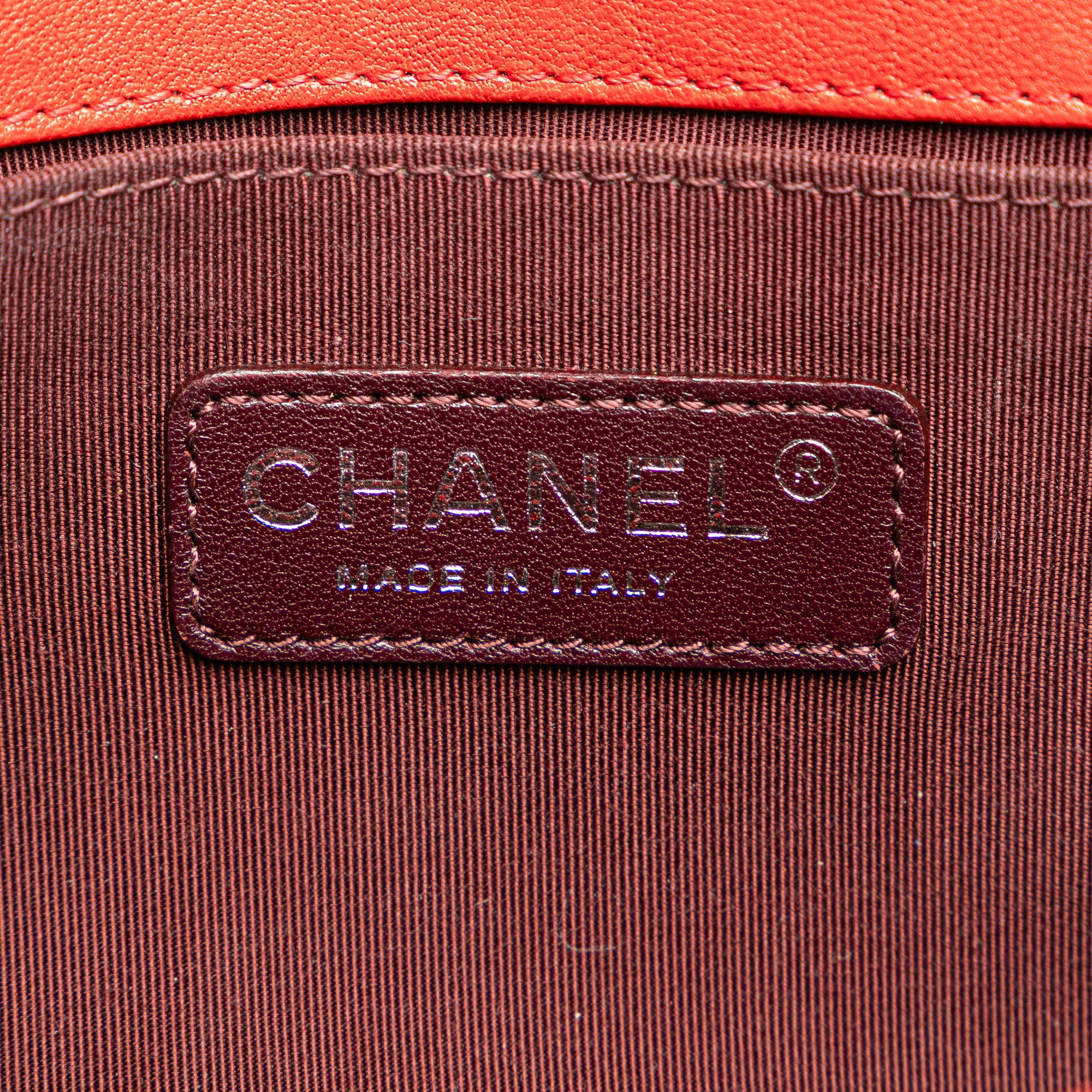 Chanel | Pre-Owned Old Medium Quilted Crumpled Calfskin Studded Boy Flap | Red