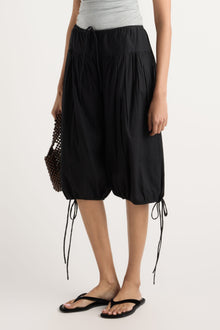 Arya | Aayat Wide-Leg Balloon Short in Size Small