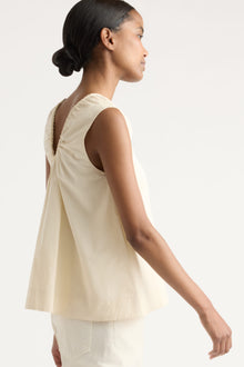 Isilda | Abby Organic Cotton U-Neck Top in Size Extra Small