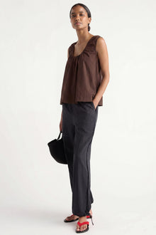 Isilda | Abby Organic Cotton U-Neck Top in Size Extra Small