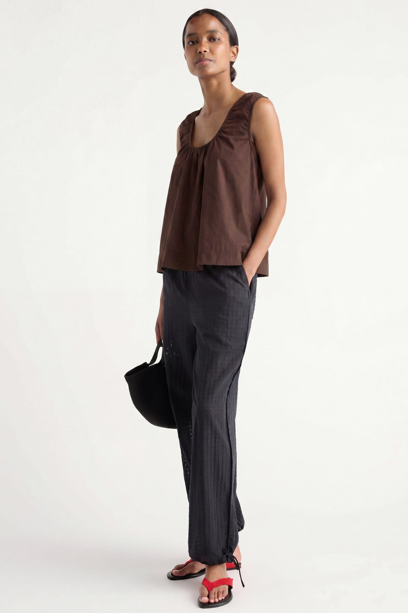 Isilda | Abby Organic Cotton U-Neck Top in Size Extra Small