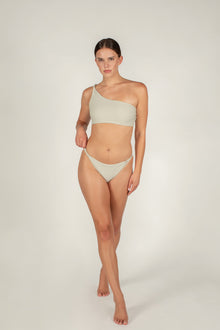 Desi Bottom | Oyster