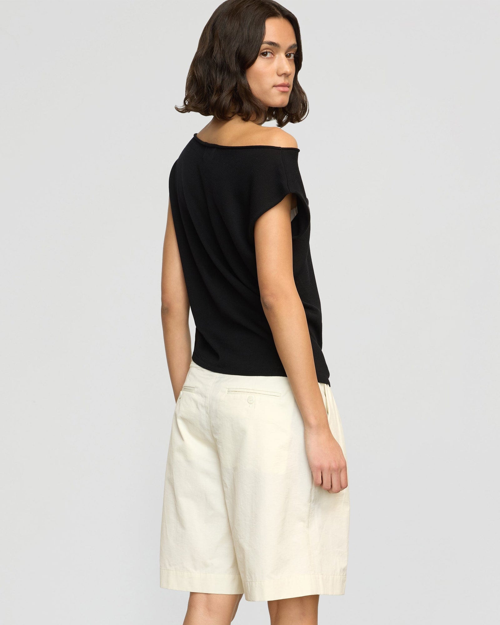 Olivia | Arlo Cotton Bermuda Short in Size Small