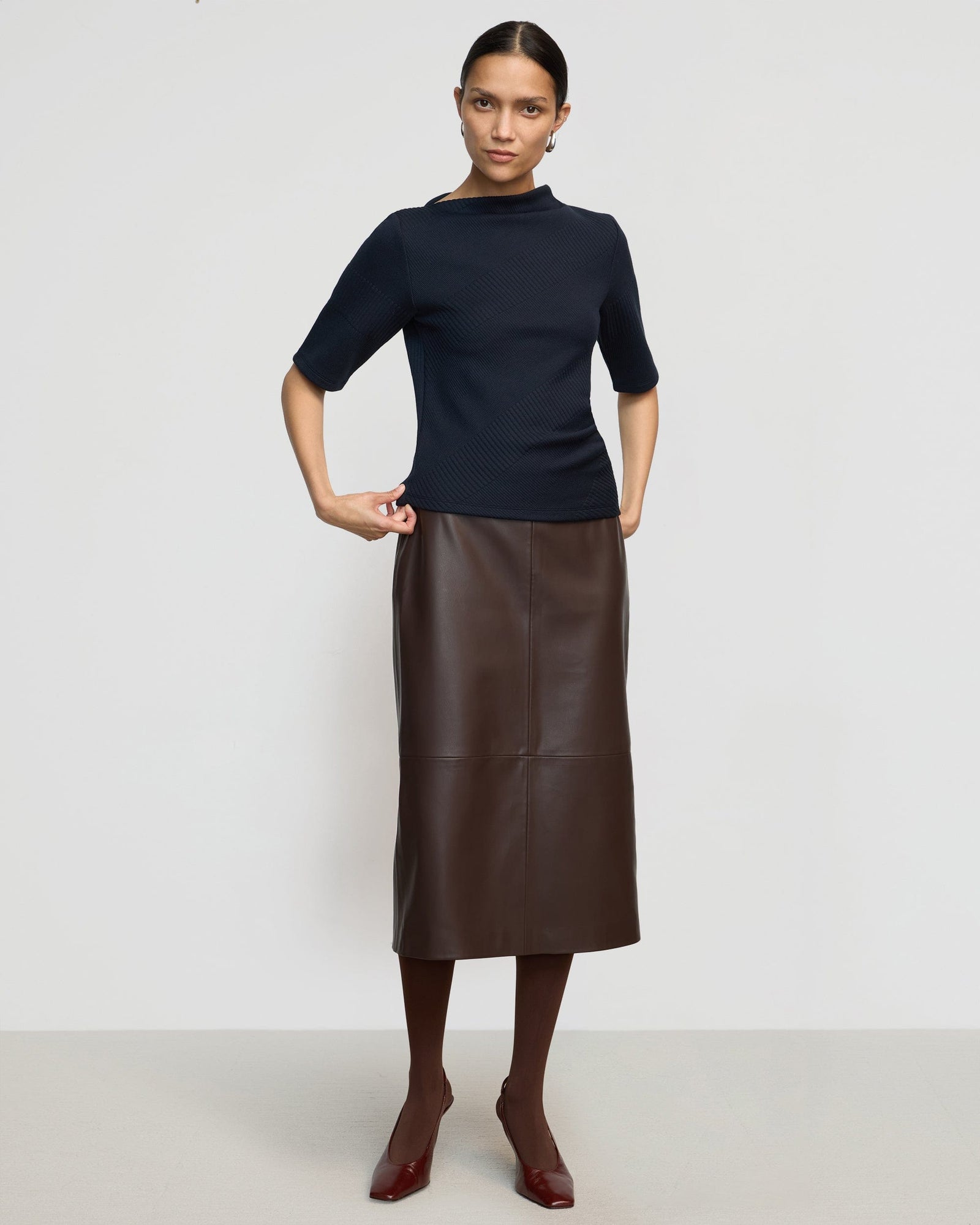 Charlotte | Briony Back Split-Hem Vegan Leather Skirt in Size Extra Small