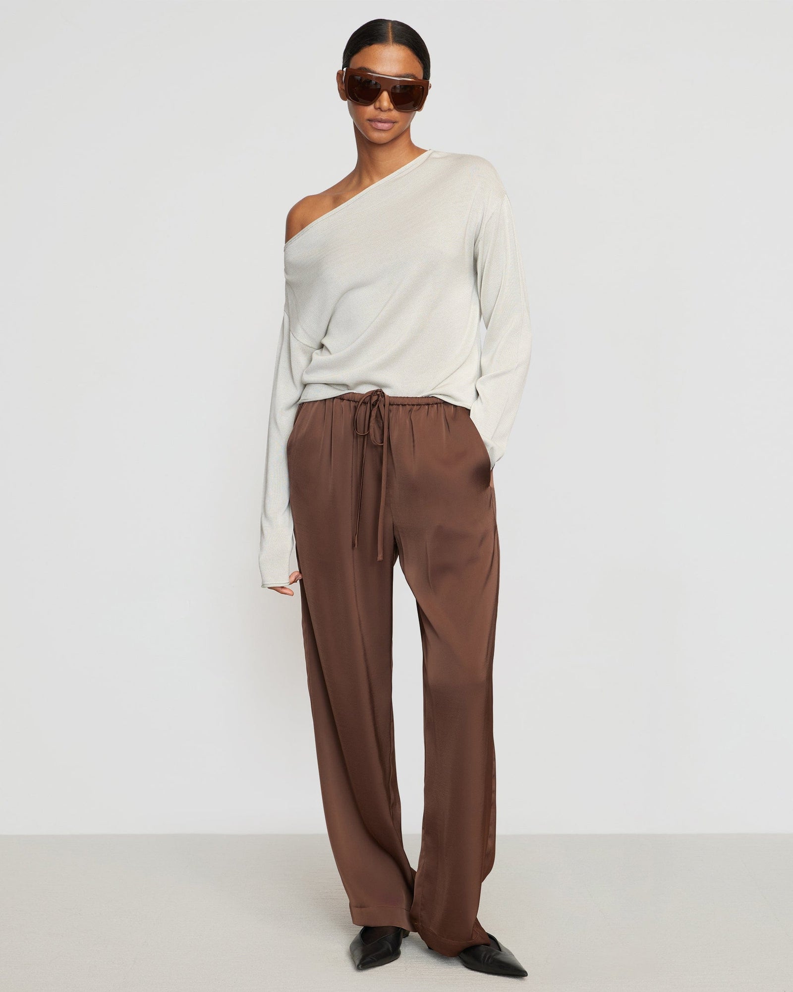 Luisa | Dana Stretch-Waist Satin Pant in Size Medium