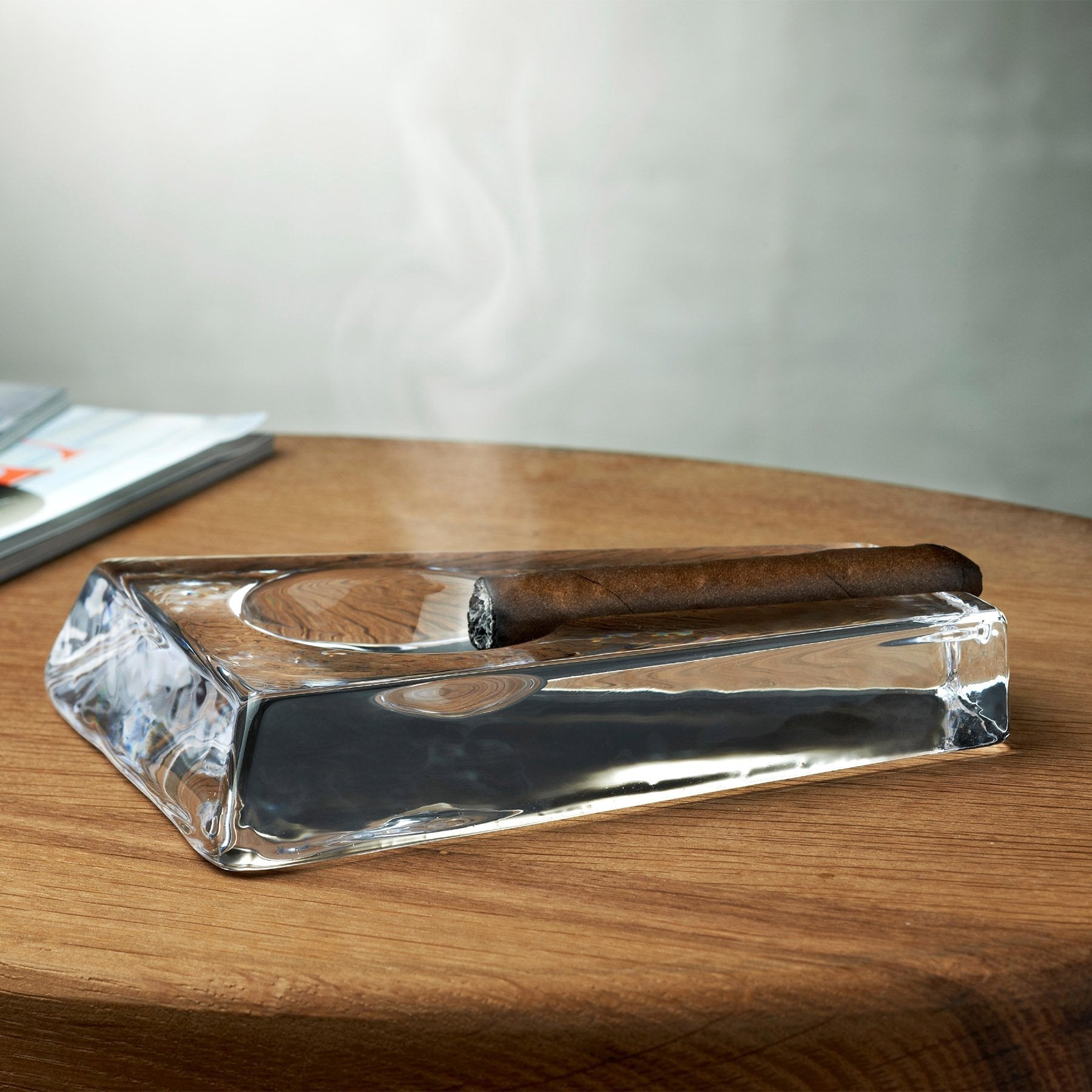 Fumo Ashtray | Clear Crystal