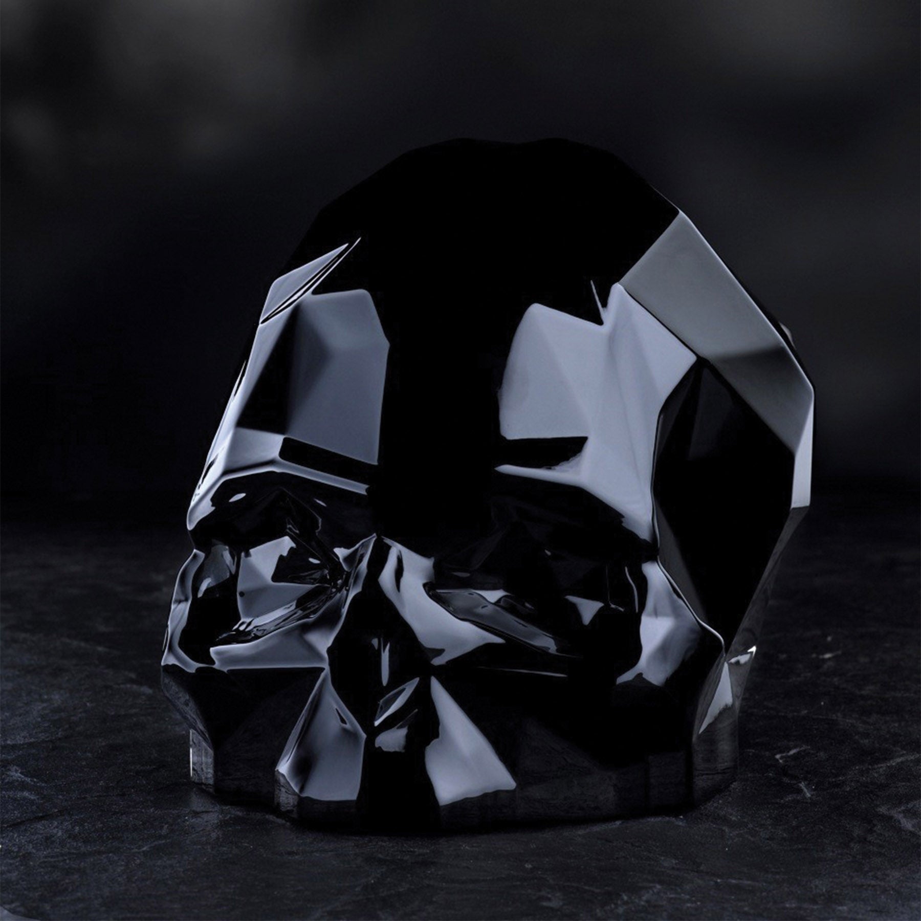 Memento Mori Faceted Skull - Small | Black