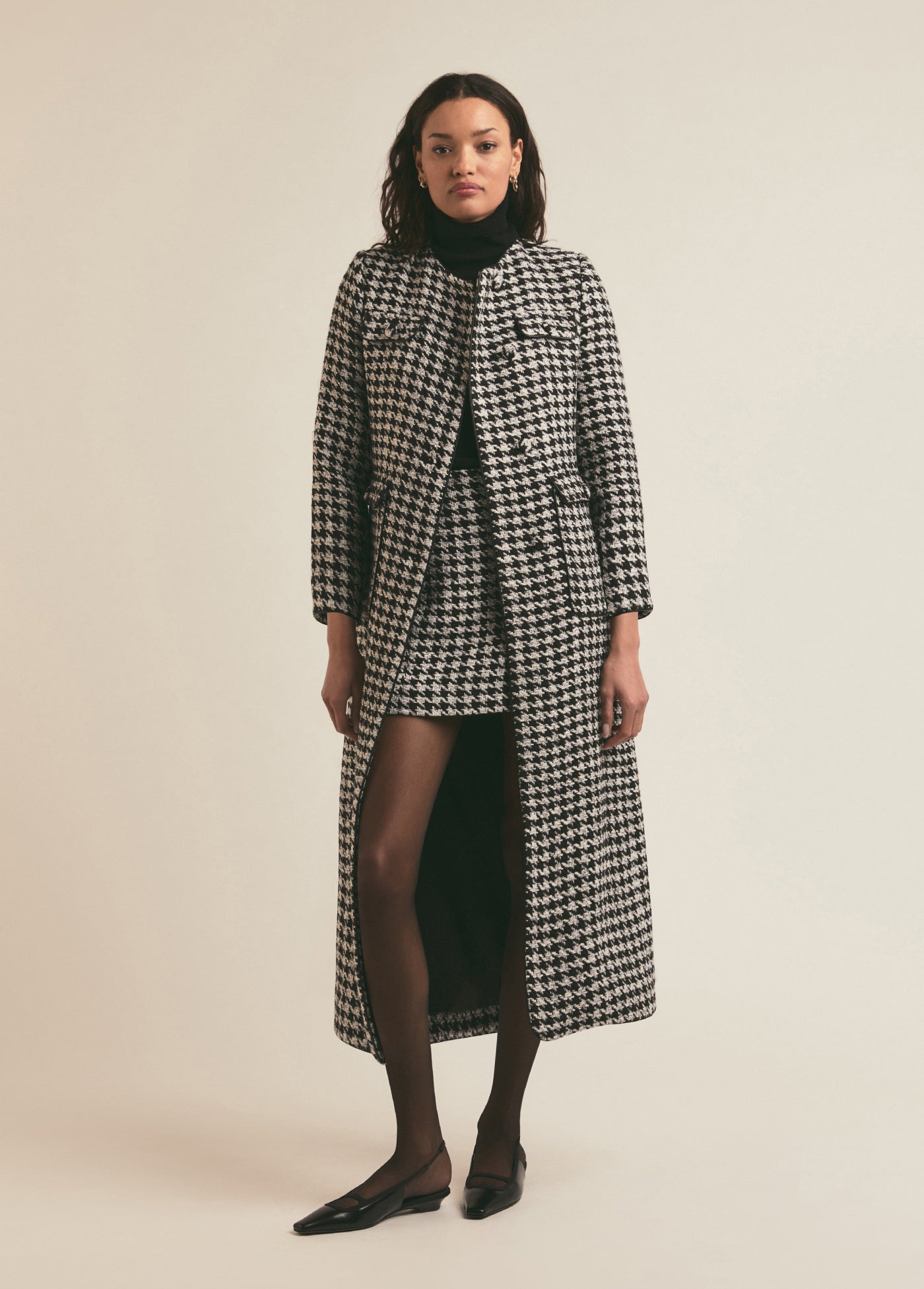 black white houndstooth
