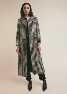 black white houndstooth