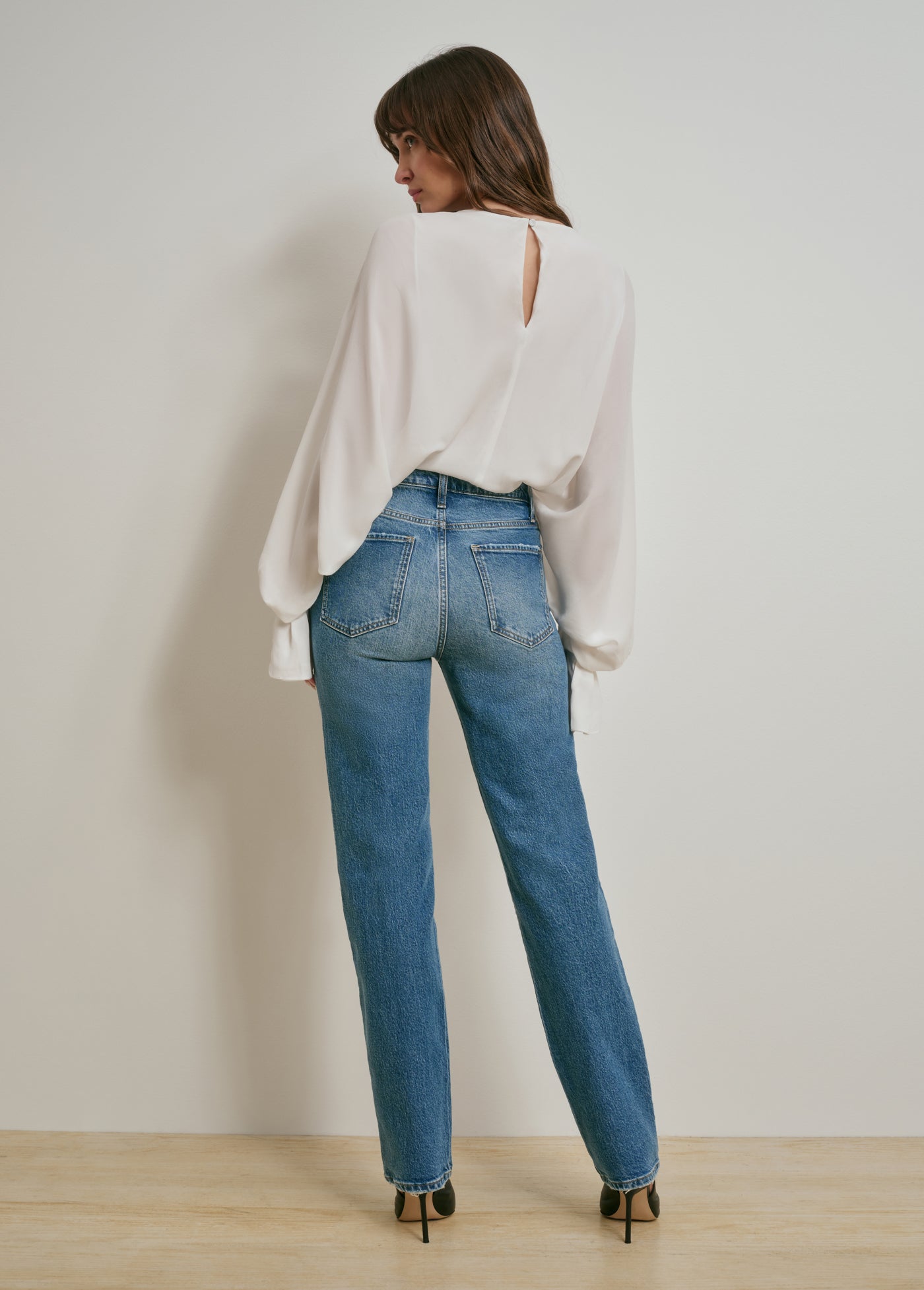 The Jen Mid Rise Slim Straight | Oslo