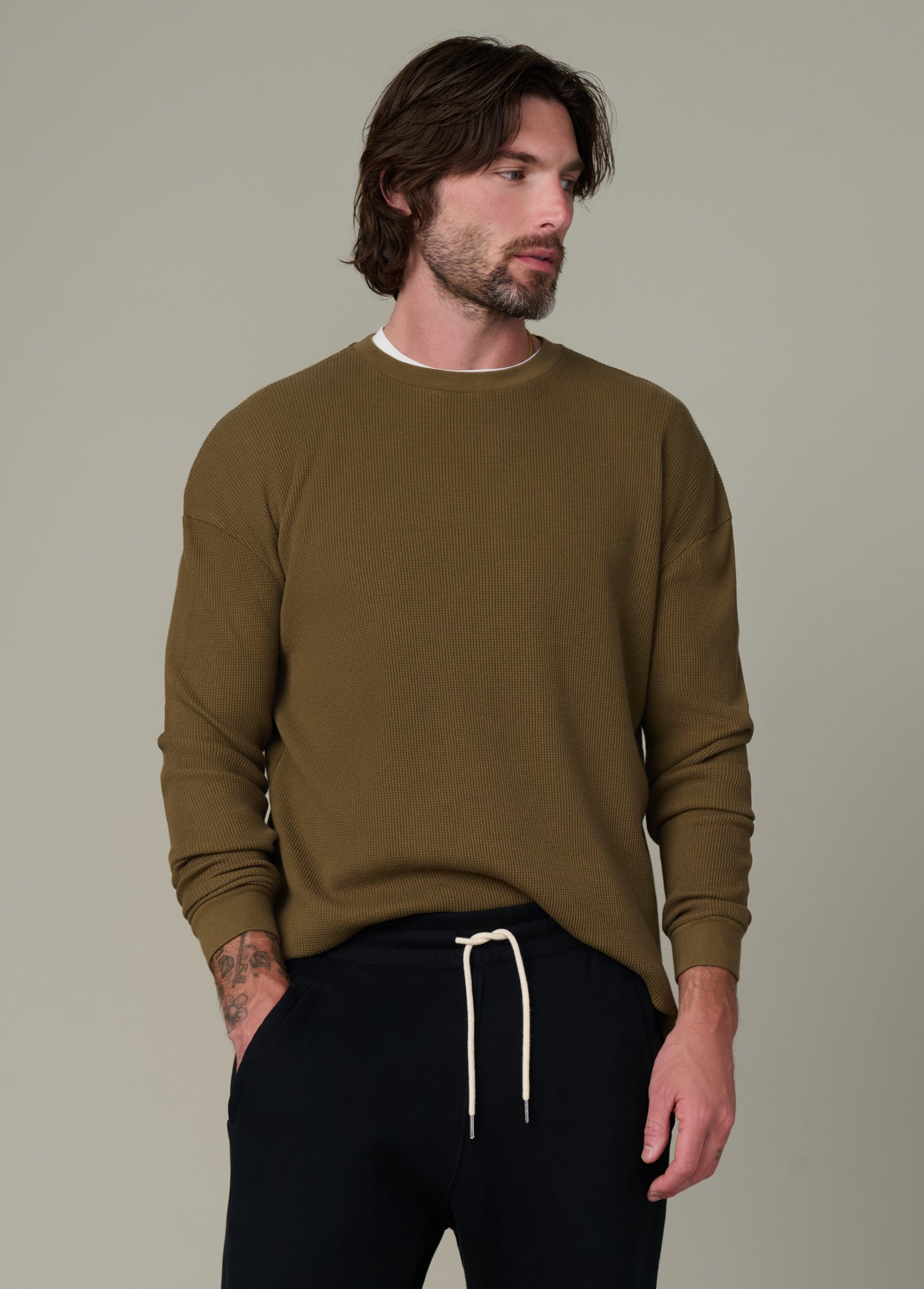 LS Waffle Tee in Beech, waffle-knit texture with long sleeves – comfortable and casual t shirt for men
