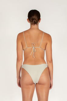 Noam Bottom | Oyster